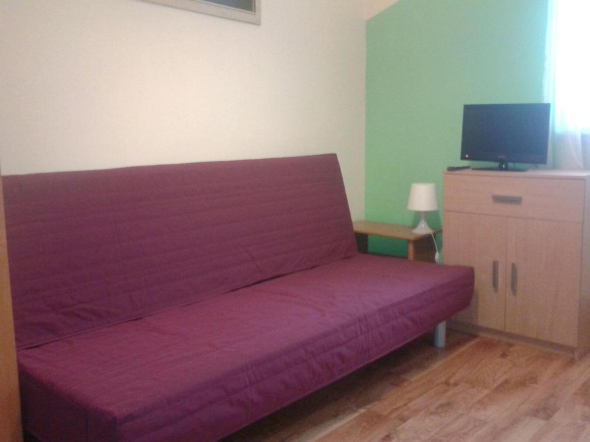 Apartamenty, Pokoje, Noclegi Pracownicze " Skarpa" Wilkasy Εξωτερικό φωτογραφία