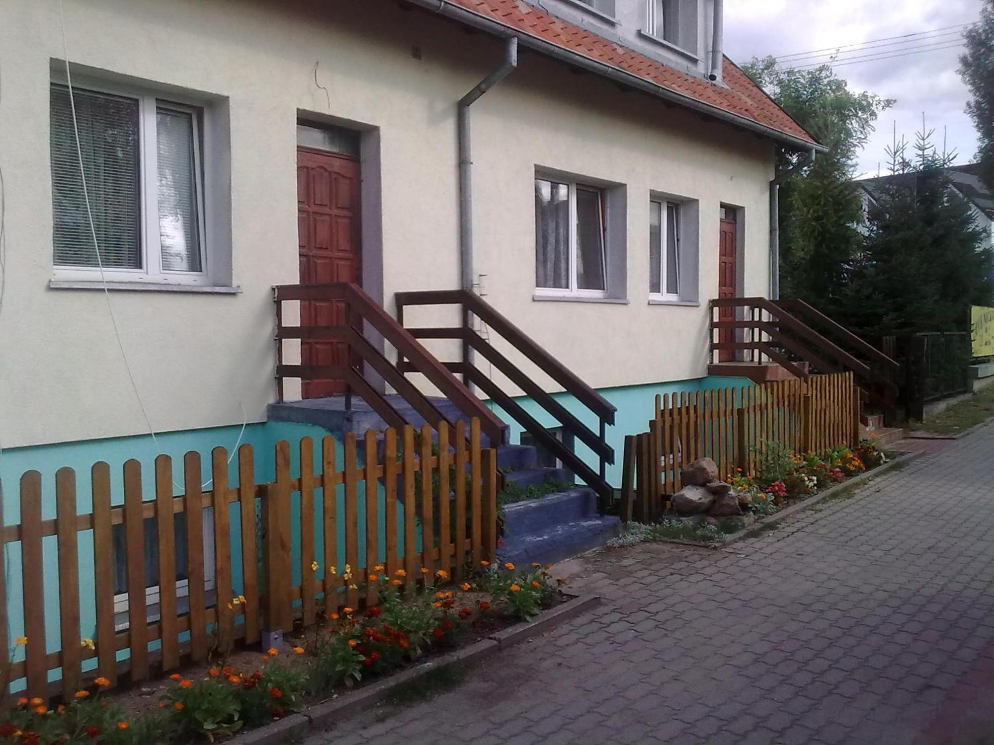 Apartamenty, Pokoje, Noclegi Pracownicze " Skarpa" Wilkasy Εξωτερικό φωτογραφία
