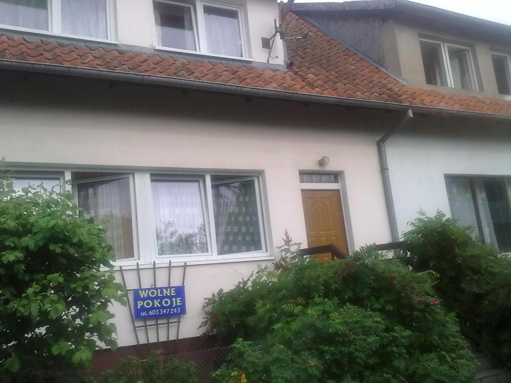 Apartamenty, Pokoje, Noclegi Pracownicze " Skarpa" Wilkasy Εξωτερικό φωτογραφία