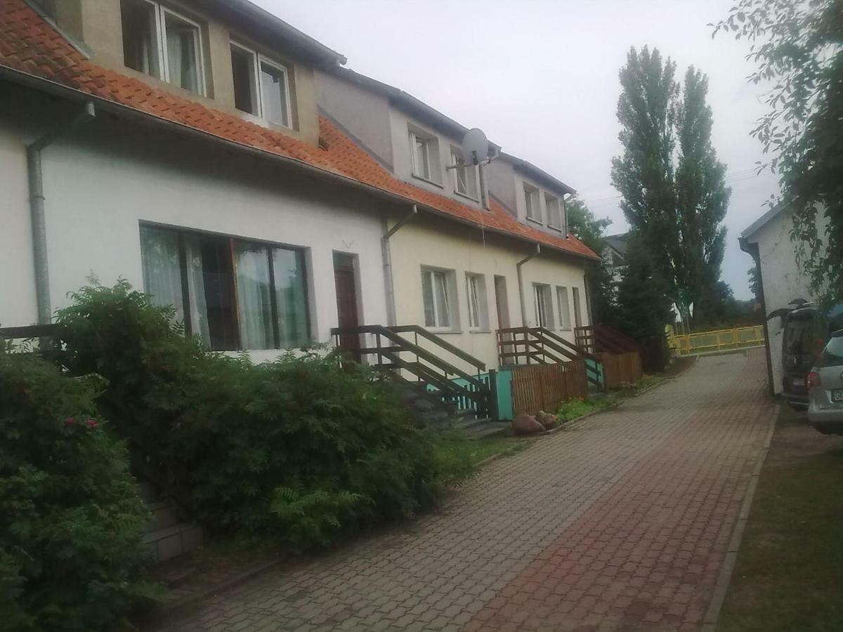 Apartamenty, Pokoje, Noclegi Pracownicze " Skarpa" Wilkasy Εξωτερικό φωτογραφία